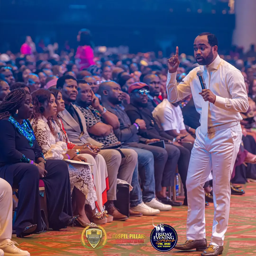 Prophet Isaiah Macwealth teaching the Word with a packed crowd behind him at An Evening With Jesus