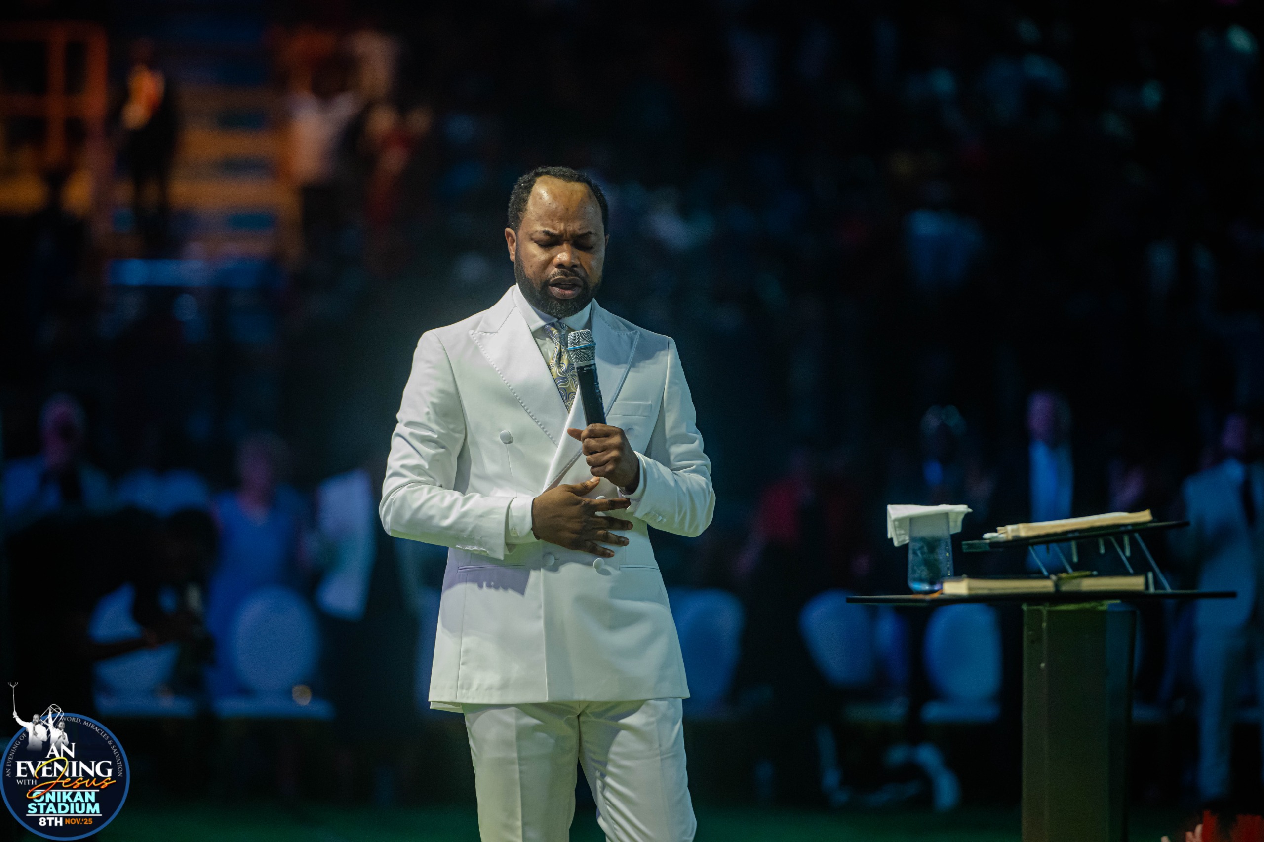 Prophet Isaiah Macwealth ministering at An Evening With Jesus